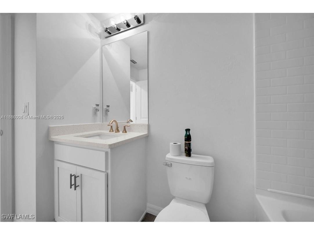 4217 NE 23rd Place Cape Coral FL 33909 225080654 image12