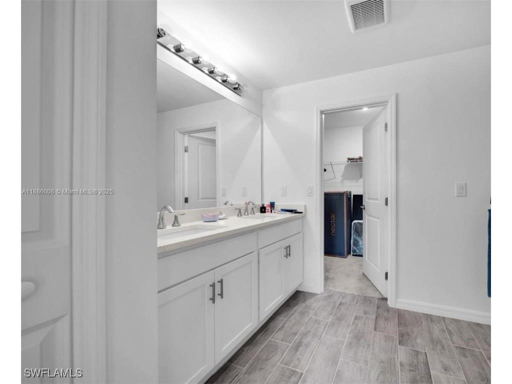 4217 NE 23rd Place Cape Coral FL 33909 225080654 image2