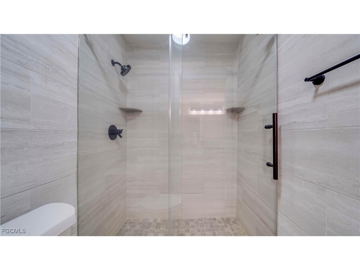 4217 SE 19th Avenue #210 Cape Coral FL 33904 2025019367 image24