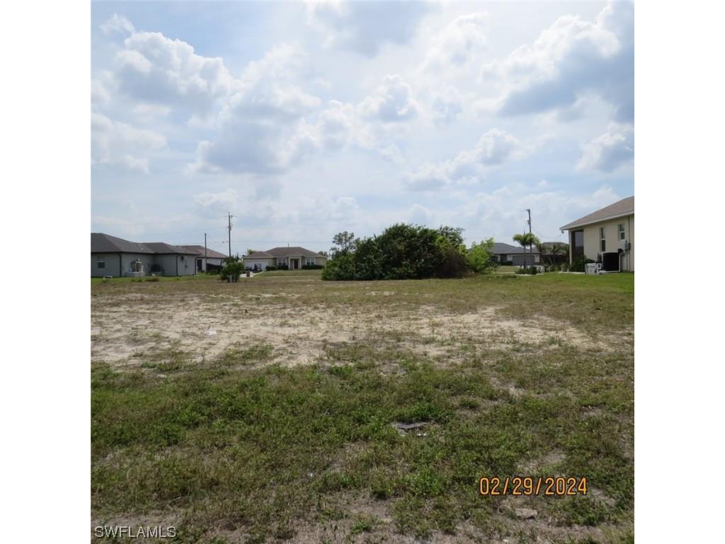 4218 NW 33rd Street Cape Coral FL 33993 224020088 image1