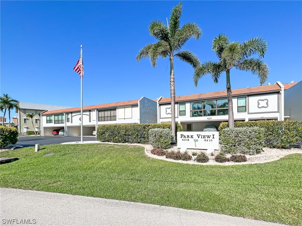 4218 SE 20th Place #E2 Cape Coral FL 33904 223044946 image1