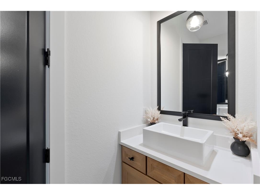 4218 SW 17th Avenue Cape Coral FL 33914 2025012381 image25