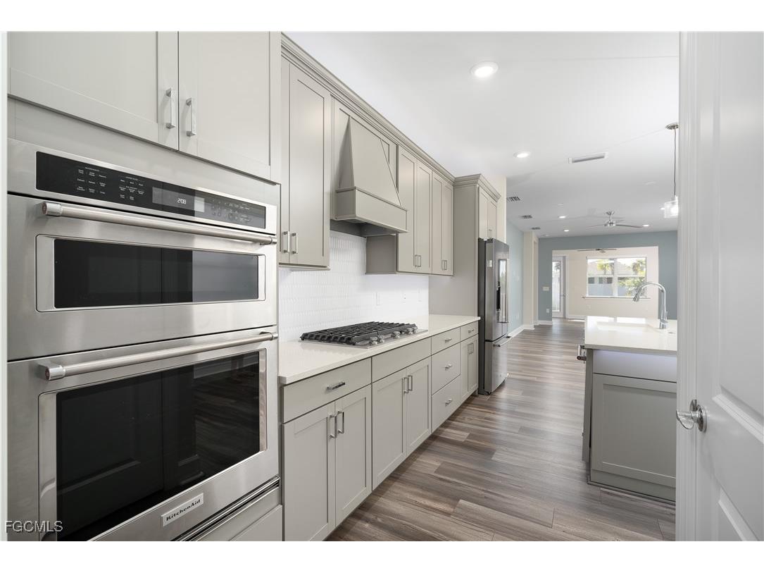 42186 Edgewater Drive Punta Gorda FL 33982 2025008686 image4