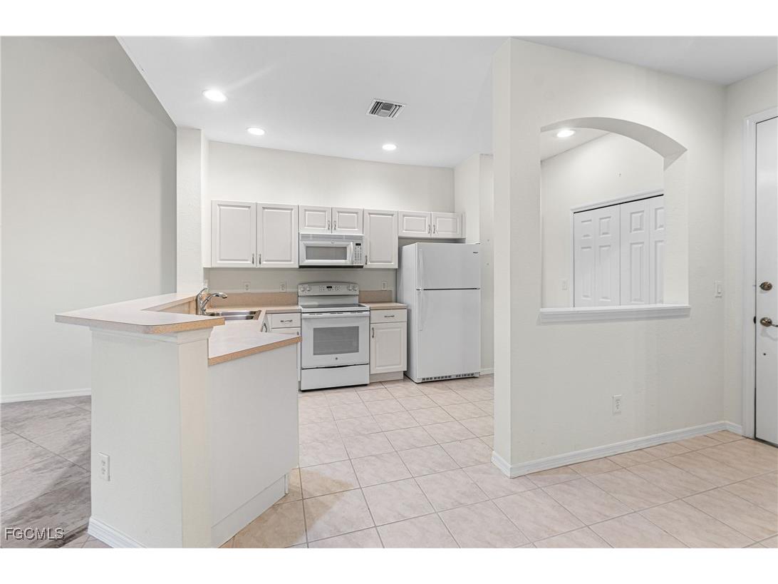 4219 Liron Avenue #201 Fort Myers FL 33916 2026001891 image10