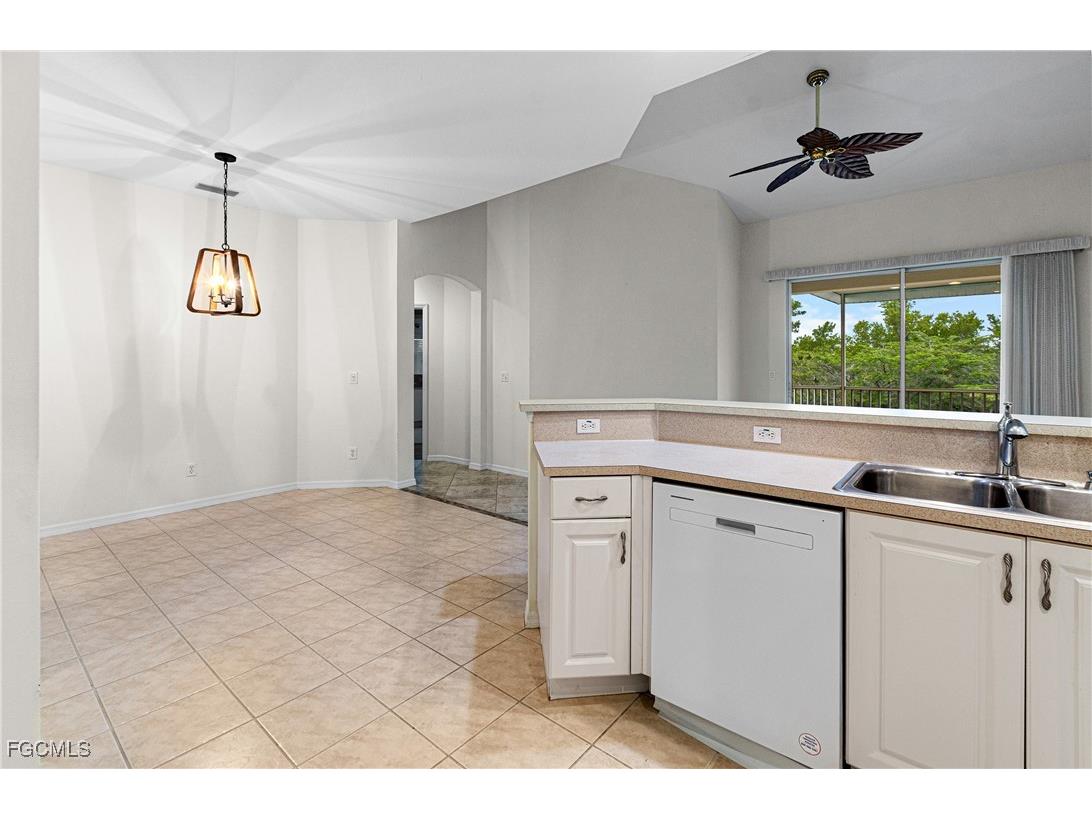 4219 Liron Avenue #201 Fort Myers FL 33916 2026001891 image14