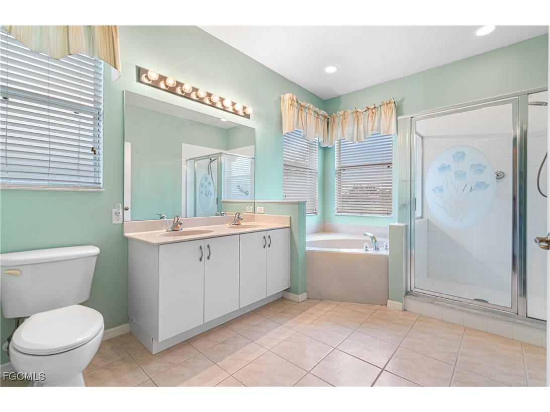 4219 Liron Avenue #201 Fort Myers FL 33916 2026001891 image19