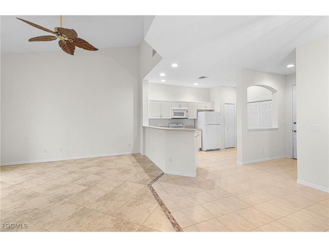 4219 Liron Avenue #201 Fort Myers FL 33916 2026001891 image8