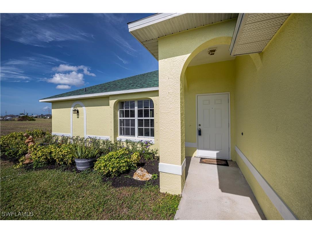 4219 NW 33rd Lane Cape Coral FL 33993 224087048 image1