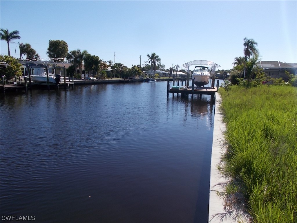 422 Cross Street North Fort Myers FL 33903 223036115 image1