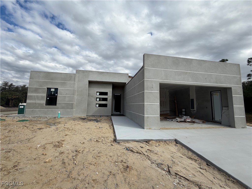 422 Glenn Avenue Lehigh Acres FL 33972 2026006429 image1