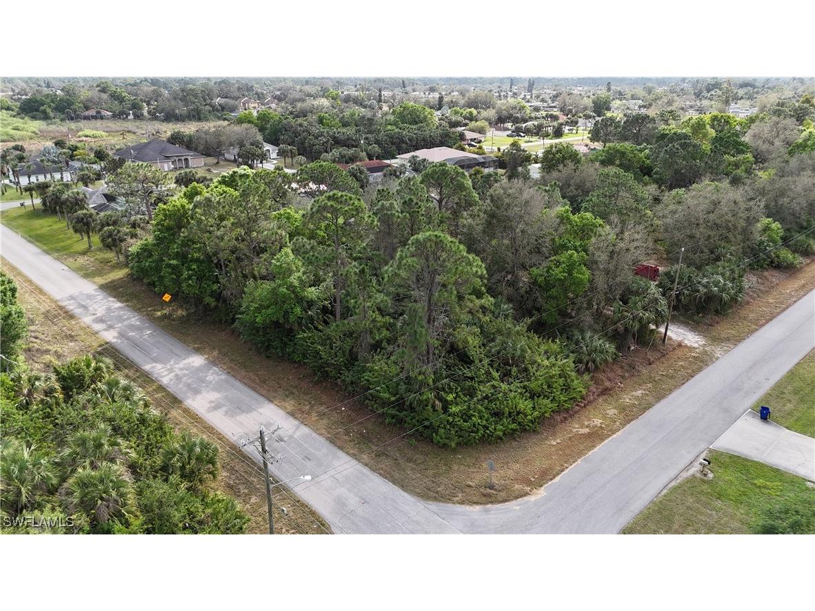 422 Glenn Avenue Lehigh Acres FL 33972 225015414 image1