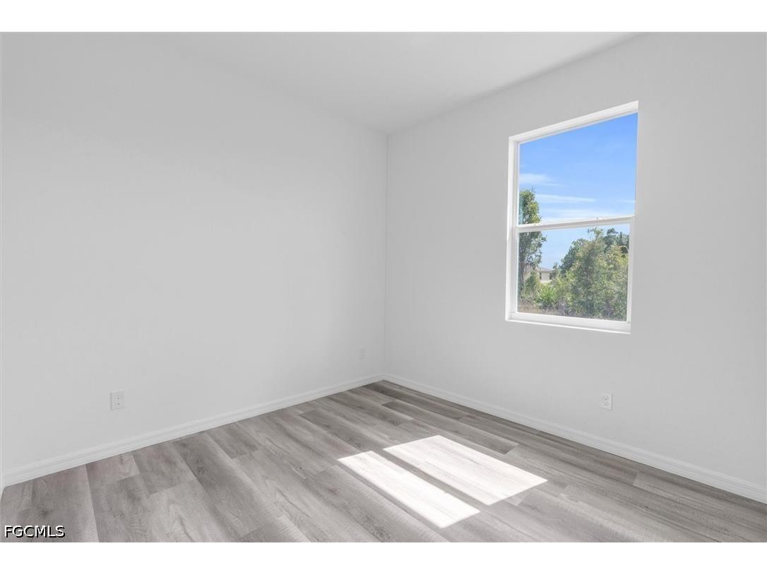 422 NE 20th Terrace Cape Coral FL 33909 2026023507 image10