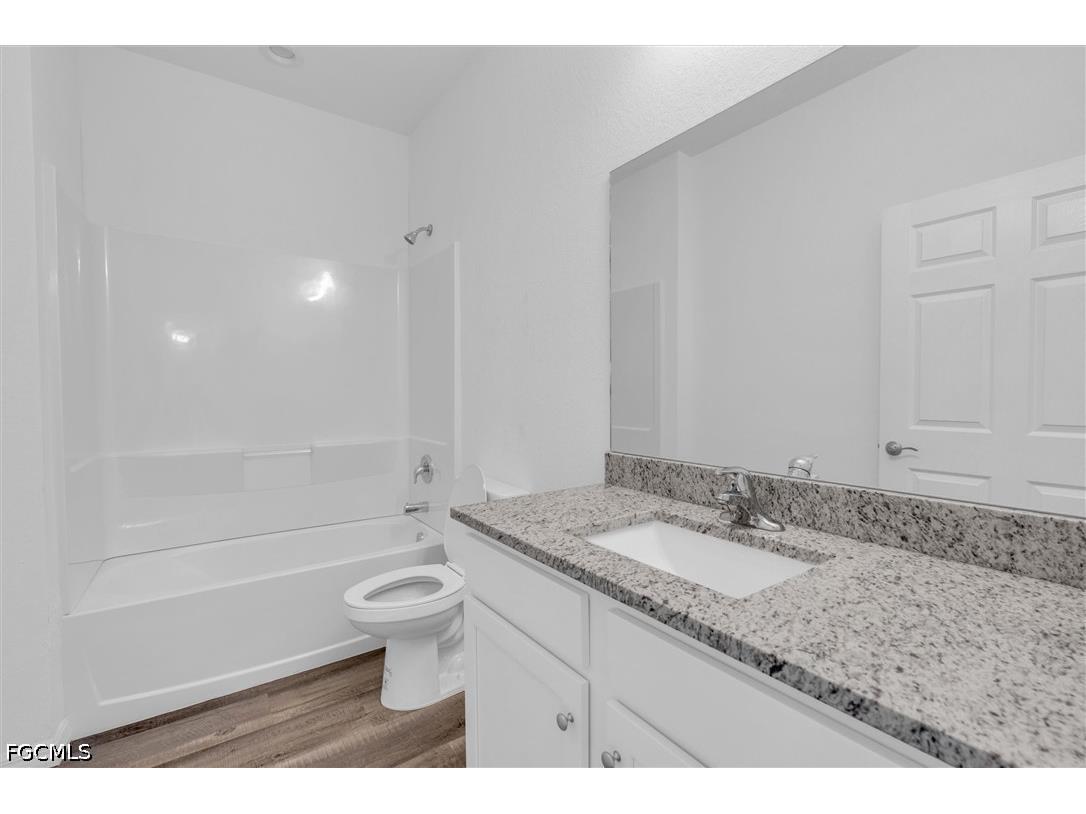 422 NE 20th Terrace Cape Coral FL 33909 2026023507 image11