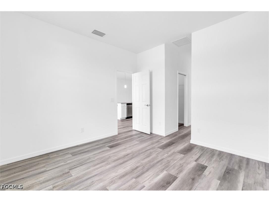 422 NE 20th Terrace Cape Coral FL 33909 2026023507 image6