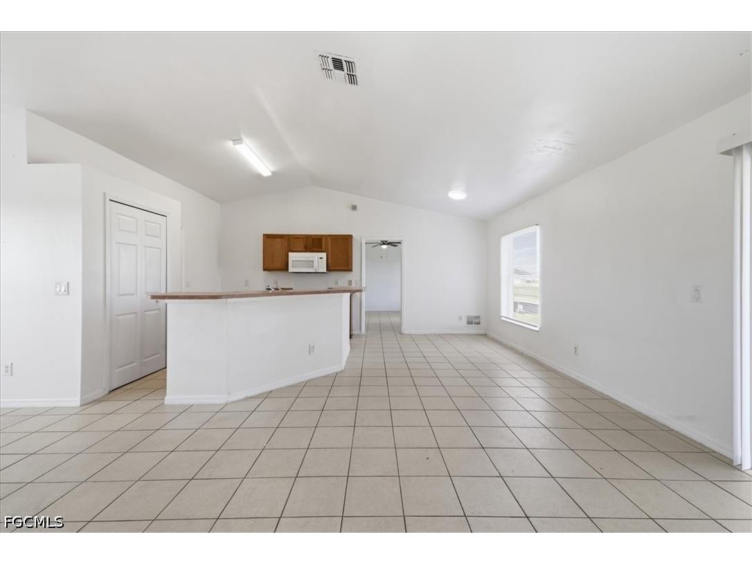 422 NW 11th Terrace Cape Coral FL 33993 2026029425 image15