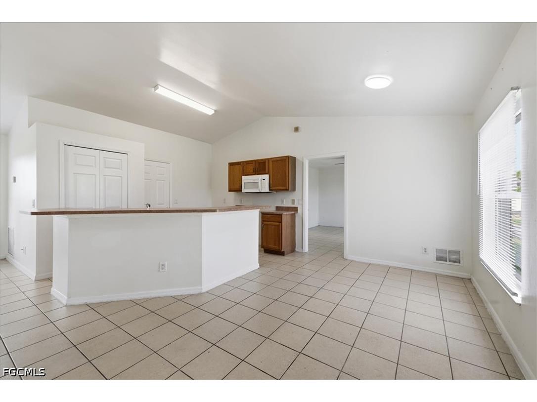 422 NW 11th Terrace Cape Coral FL 33993 2026029425 image16