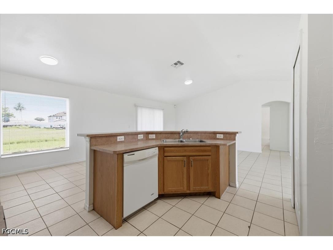 422 NW 11th Terrace Cape Coral FL 33993 2026029425 image17