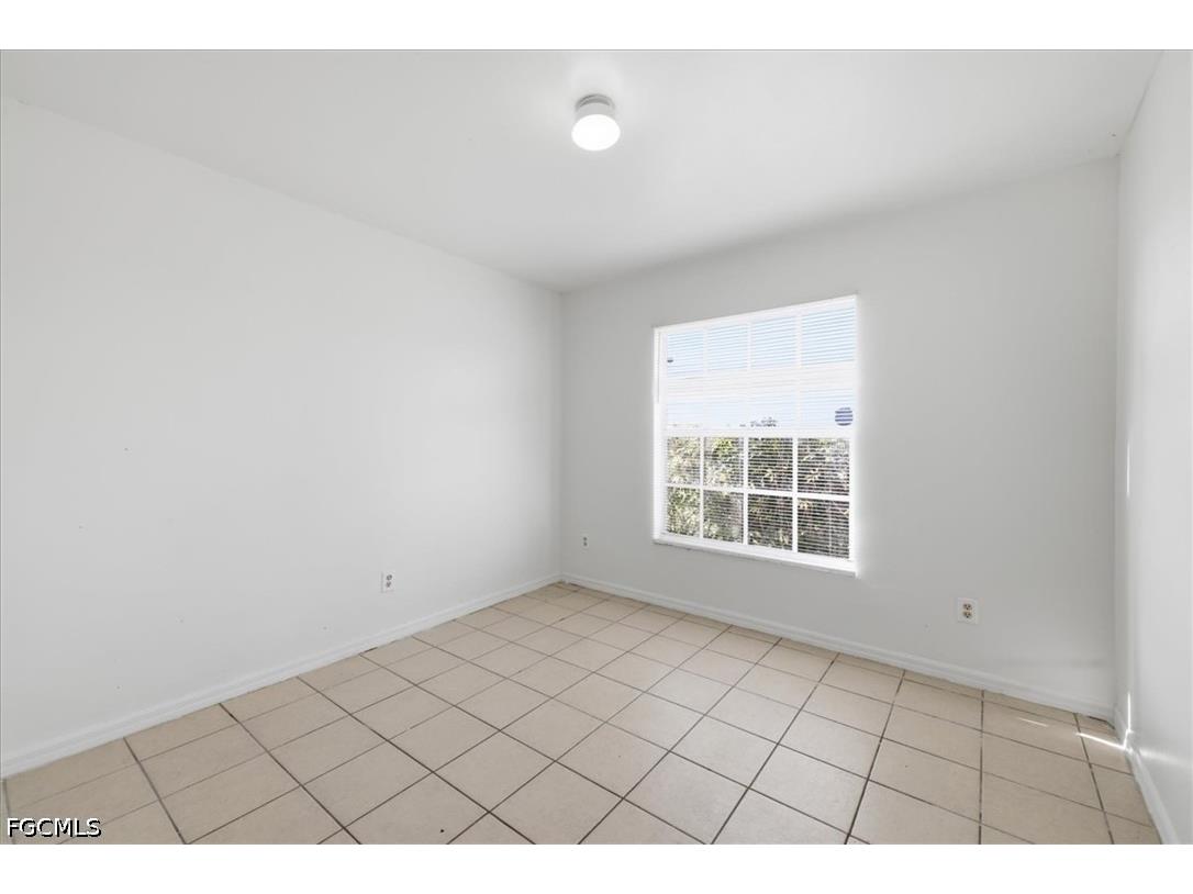 422 NW 11th Terrace Cape Coral FL 33993 2026029425 image21