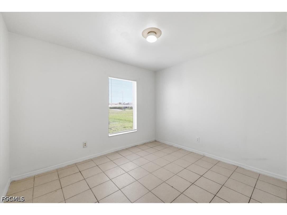422 NW 11th Terrace Cape Coral FL 33993 2026029425 image24