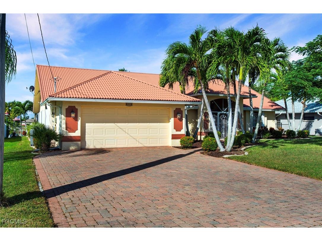 422 SE 12th Court Cape Coral FL 33990 2025020726 image1