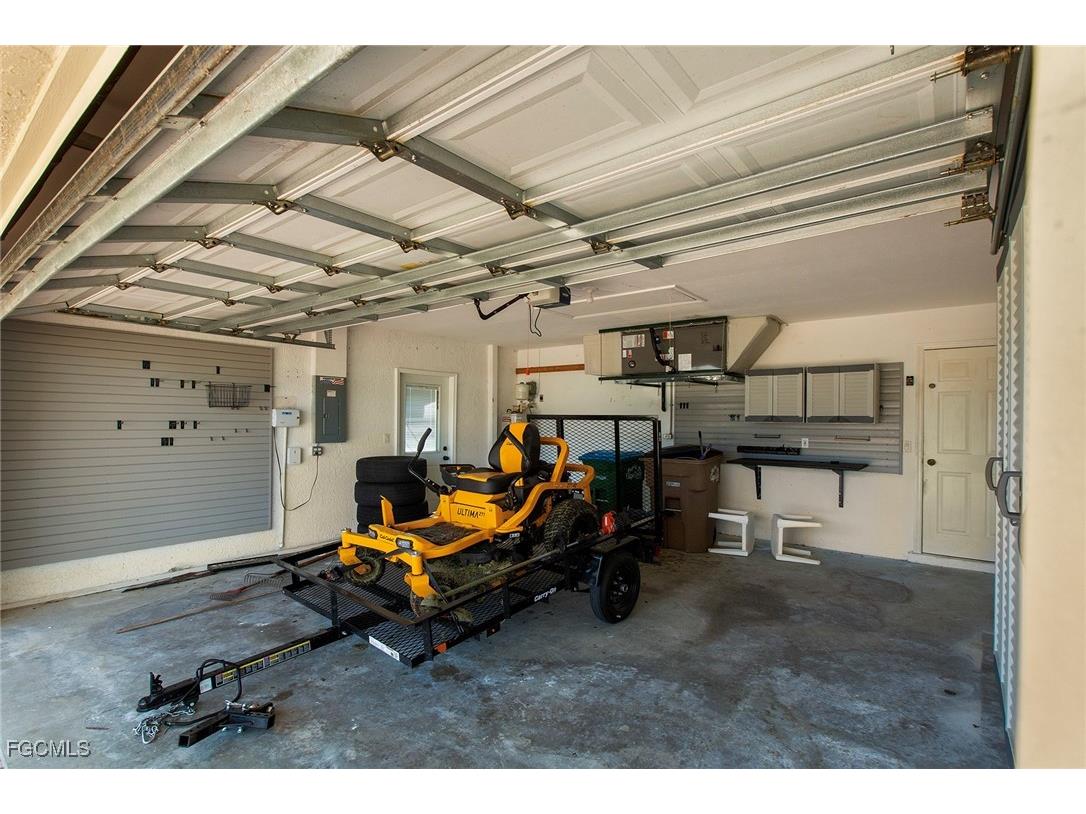 422 SE 12th Court Cape Coral FL 33990 2025020726 image32