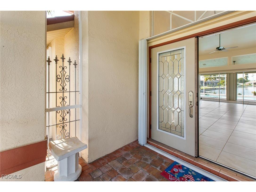 422 SE 12th Court Cape Coral FL 33990 2025020726 image35