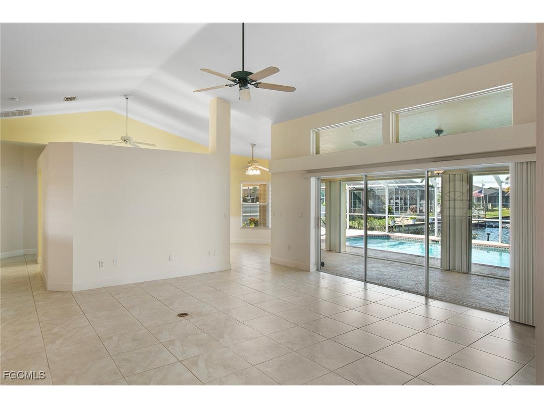 422 SE 12th Court Cape Coral FL 33990 2025020726 image38