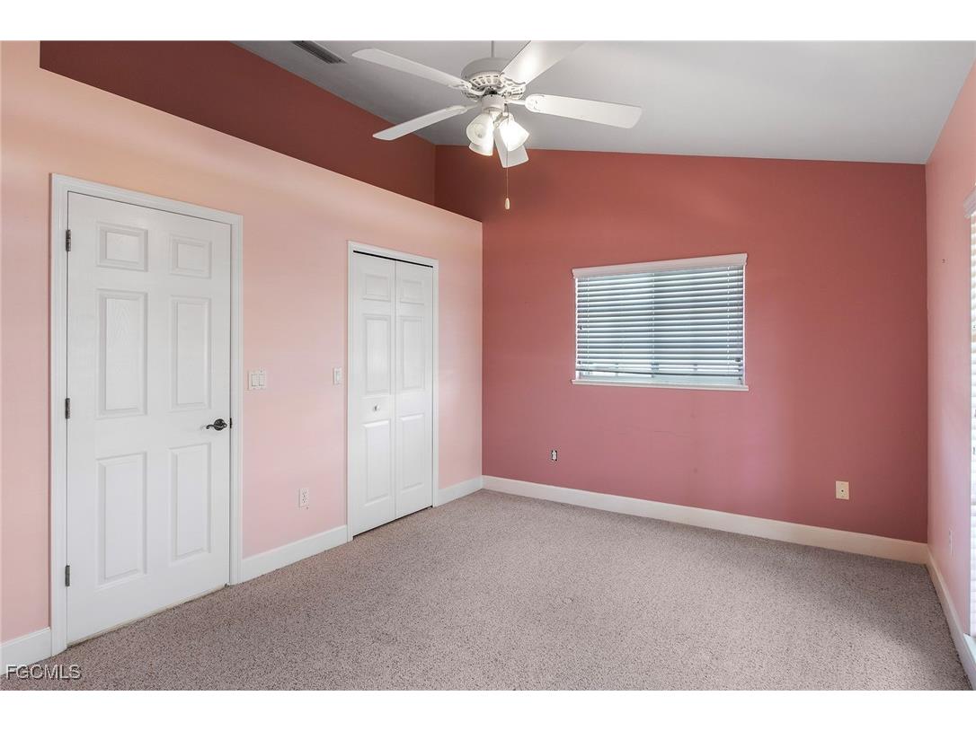 422 SE 12th Court Cape Coral FL 33990 2025020726 image39