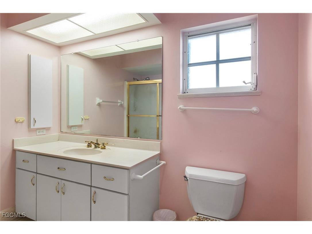 422 SE 12th Court Cape Coral FL 33990 2025020726 image9