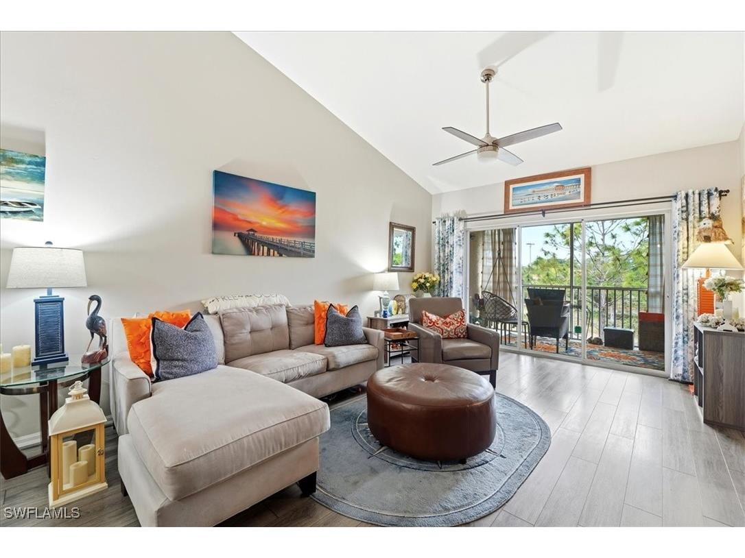 422 Valerie Way #202 Naples FL 34104 226001540 image3