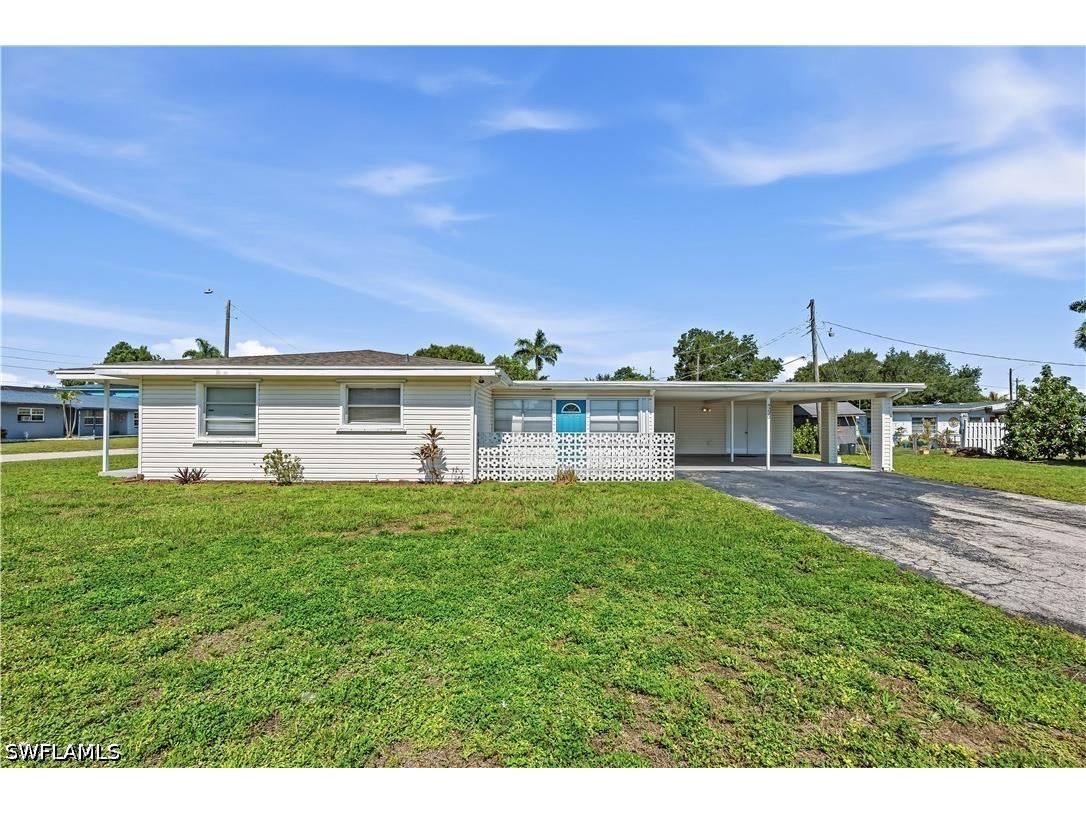 4220 Deleon Street Fort Myers FL 33901 226024680 image1
