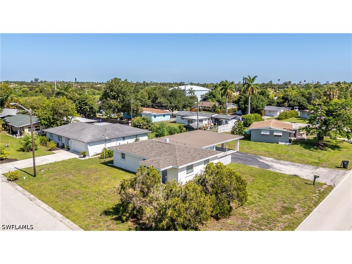 4220 Deleon Street Fort Myers FL 33901 226024680 image2