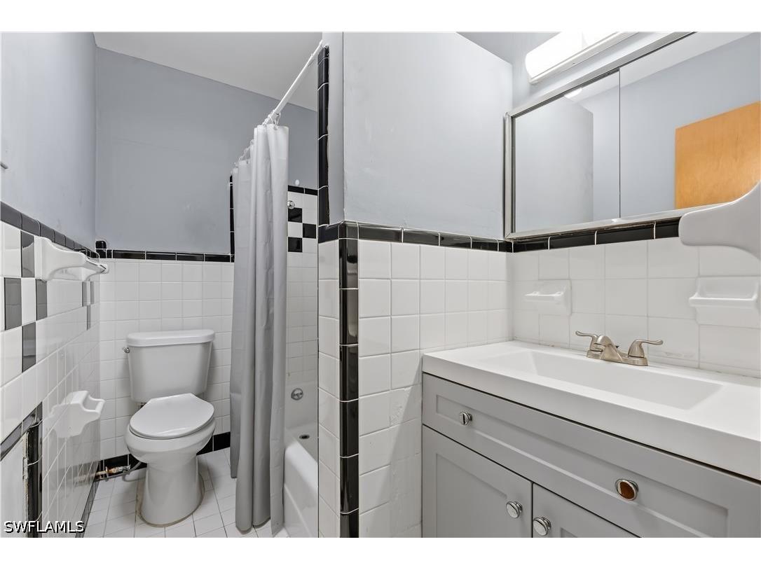 4220 Deleon Street Fort Myers FL 33901 226024680 image24