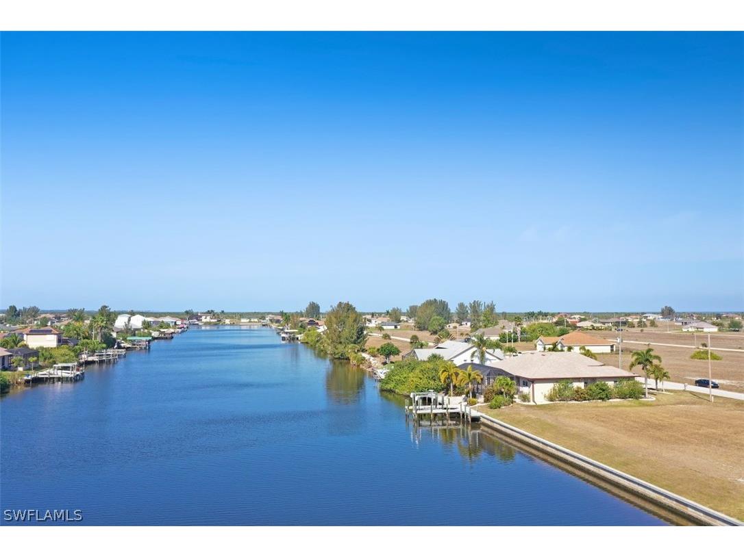 4220 NW 33rd Lane Cape Coral FL 33993 222028329 image1
