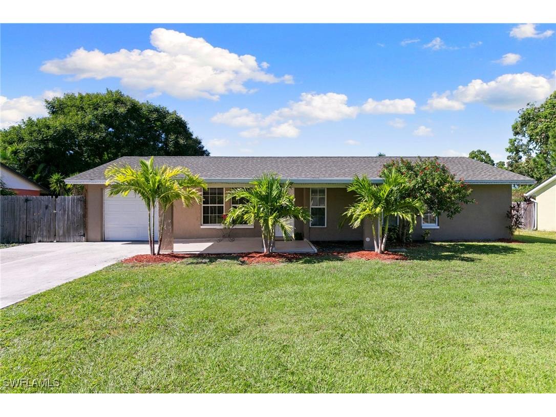 4220 Pearl Harbor Drive Naples FL 34112 225076464 image1