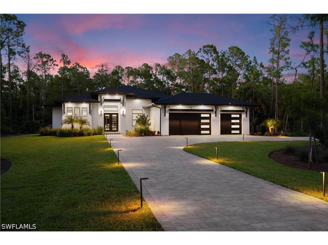 4221 7th Avenue NW Naples FL 34119 226018661 image1