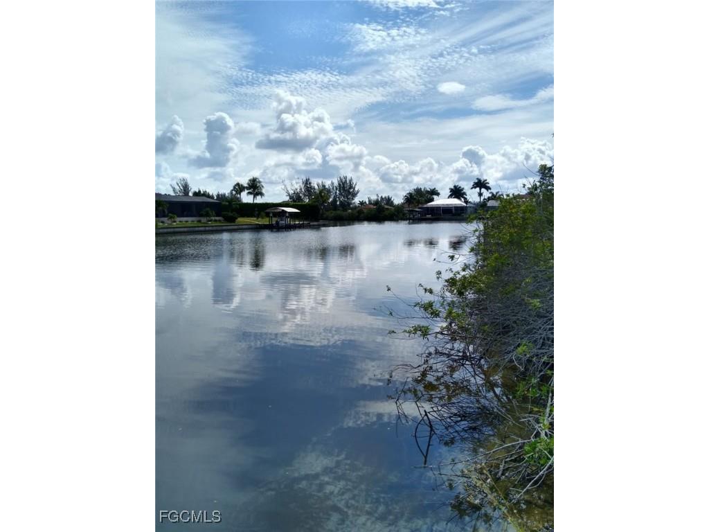 4221 NW 20th Terrace Cape Coral FL 33993 2025010772 image2