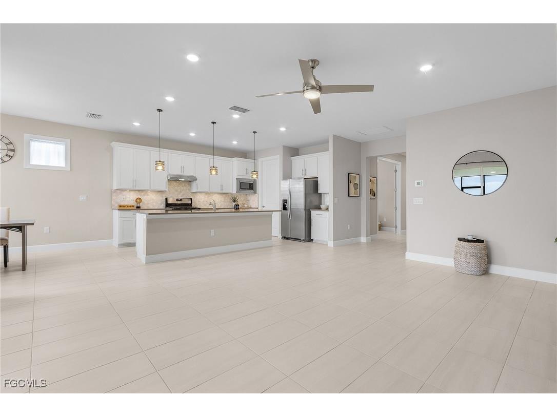 42211 Edgewater Drive Punta Gorda FL 33982 2025021260 image7