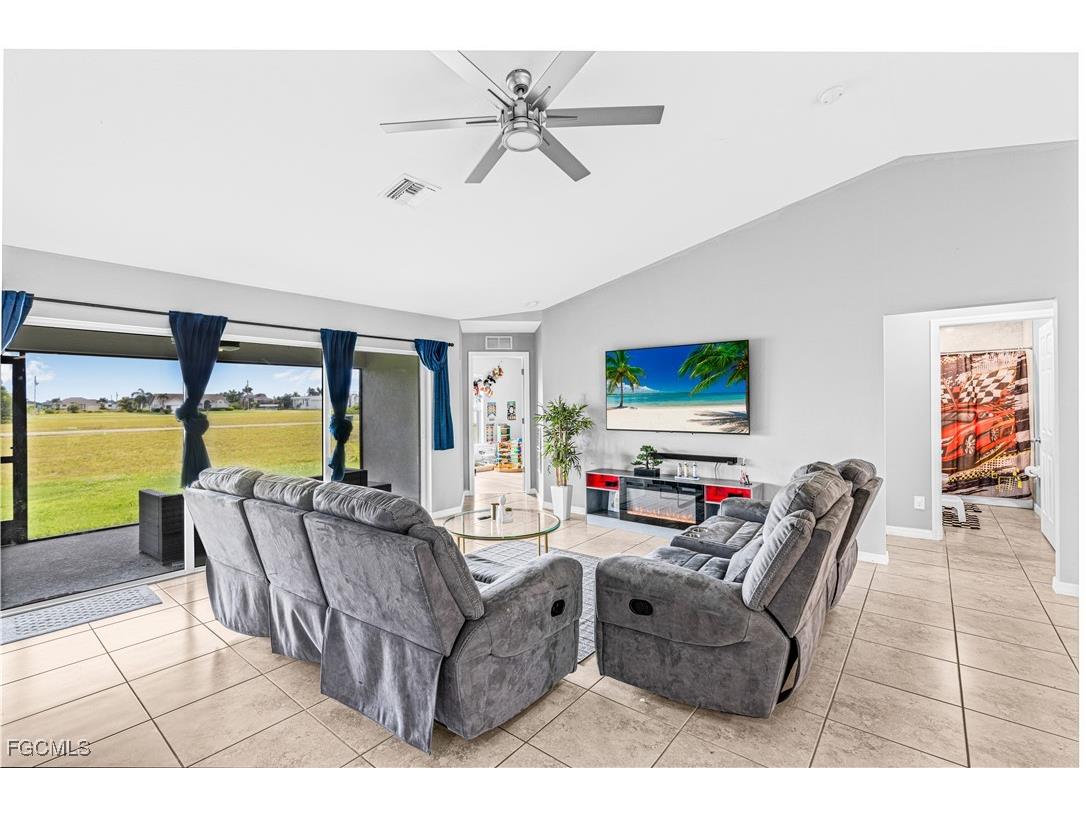 4222 NW 34th Terrace Cape Coral FL 33993 2026001951 image15