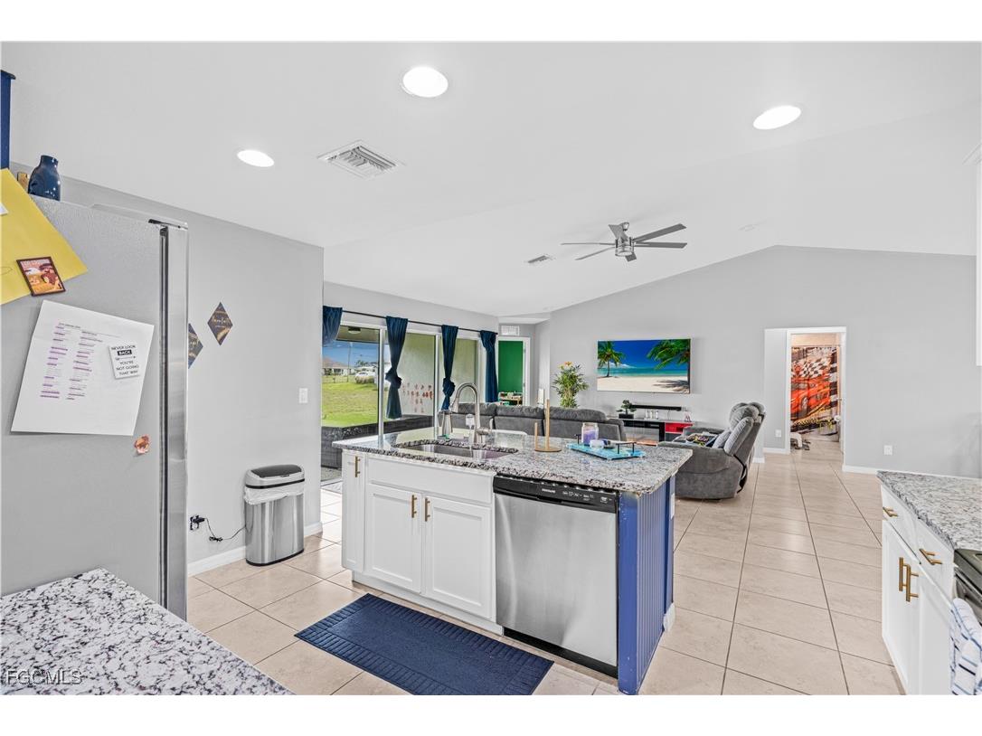 4222 NW 34th Terrace Cape Coral FL 33993 224103942 image19