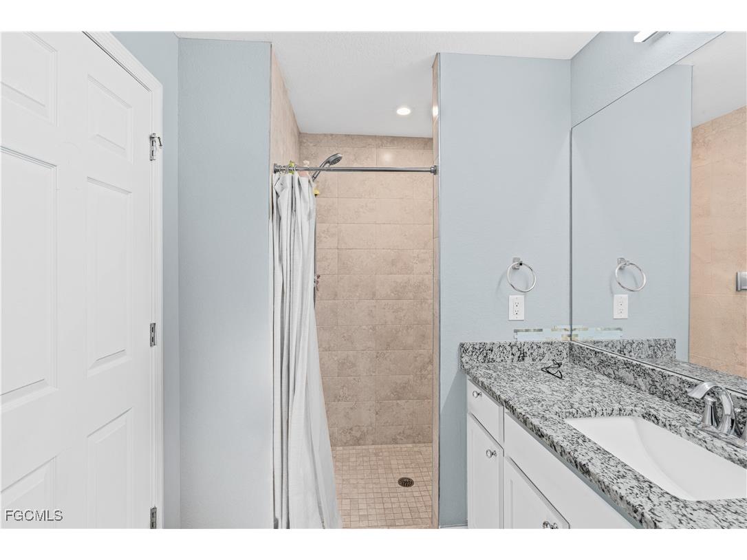 4222 NW 34th Terrace Cape Coral FL 33993 224103942 image29