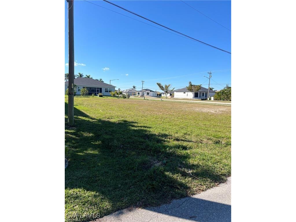 4222 SW 23rd Avenue Cape Coral FL 33914 225049747 image1