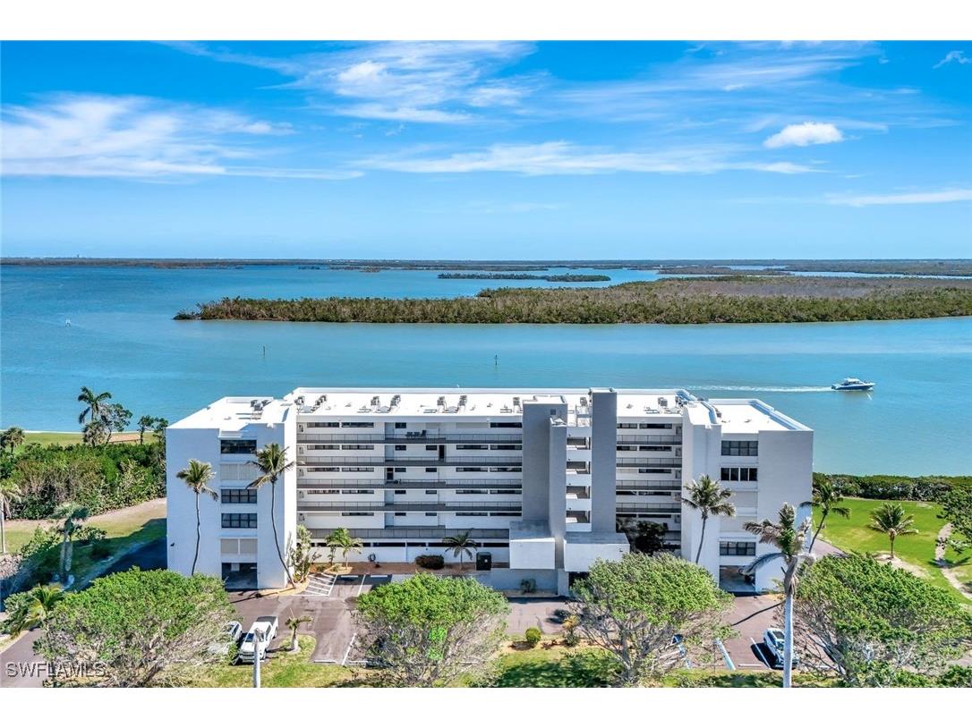 4223 Bay Beach Lane #4H Fort Myers Beach FL 33931 225030382 image1