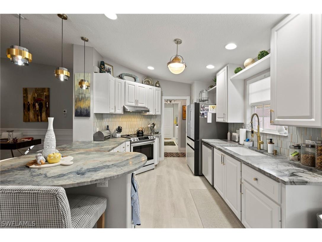 4223 Redonda Lane Naples FL 34119 224030740 image1