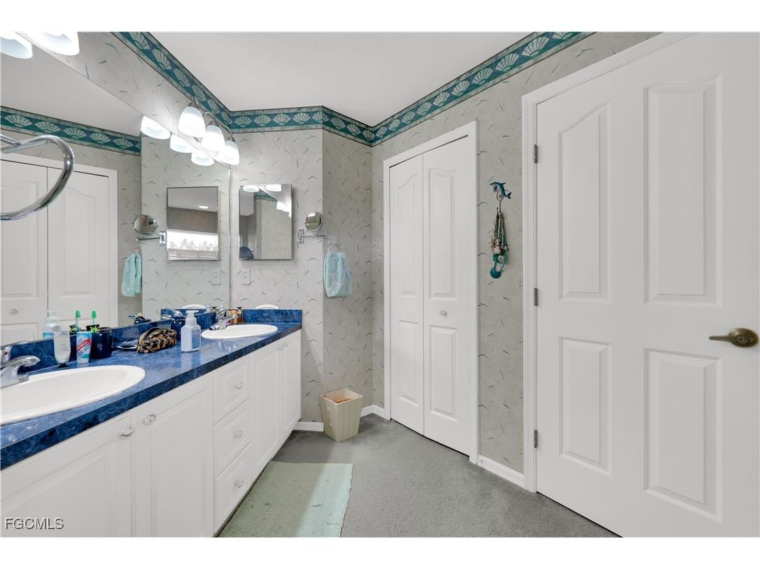 4223 SE 1st Place Cape Coral FL 33904 2025016927 image17