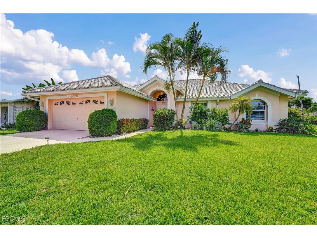 4223 SE 1st Place Cape Coral FL 33904 2025016927 image2