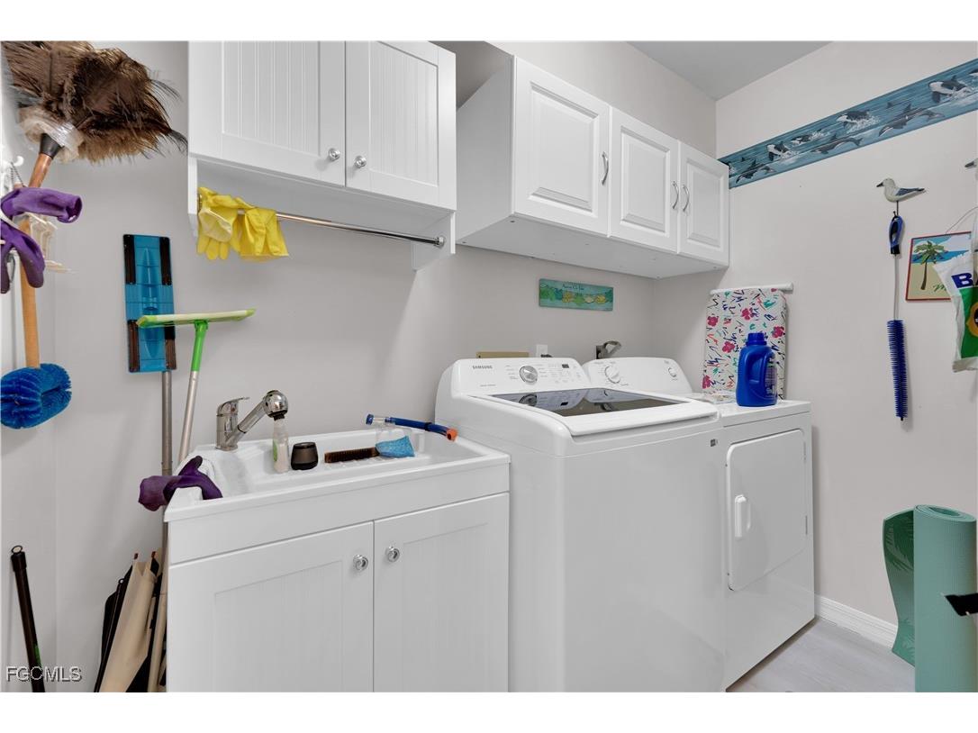 4223 SE 1st Place Cape Coral FL 33904 2025016927 image23