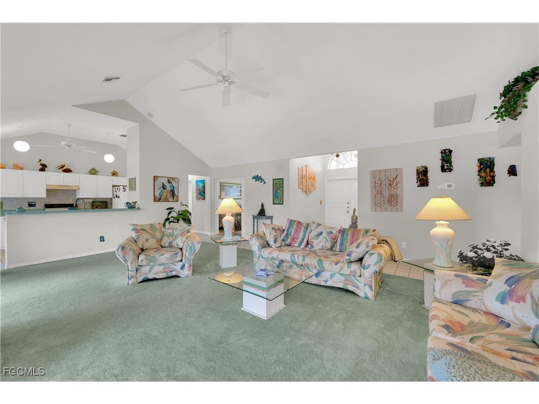 4223 SE 1st Place Cape Coral FL 33904 2025016927 image5