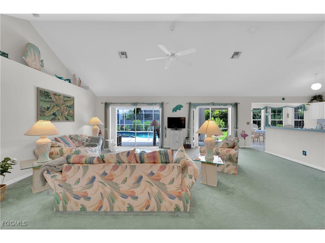 4223 SE 1st Place Cape Coral FL 33904 2025016927 image8