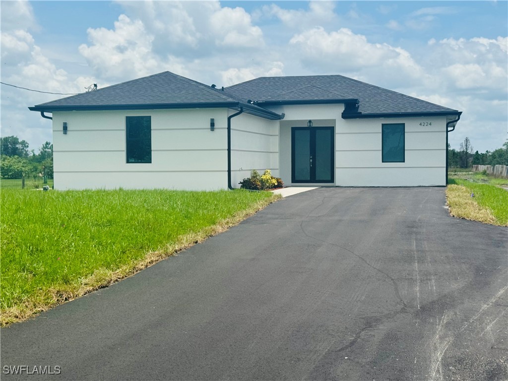 4224 70th Avenue NE Naples FL 34120 225061038 image1
